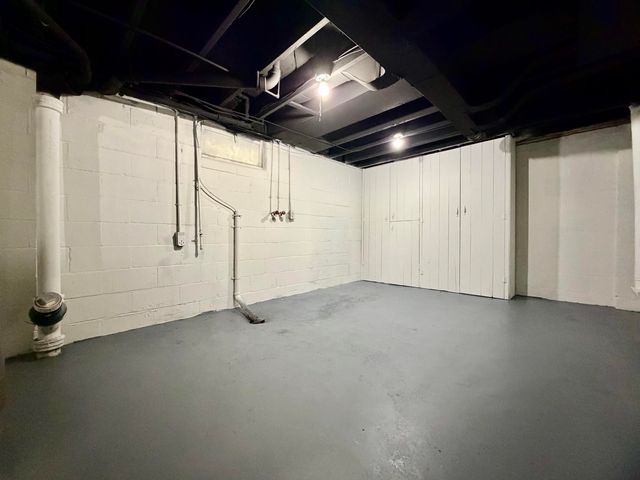 1782 Wood Street, Muskegon, MI 49442