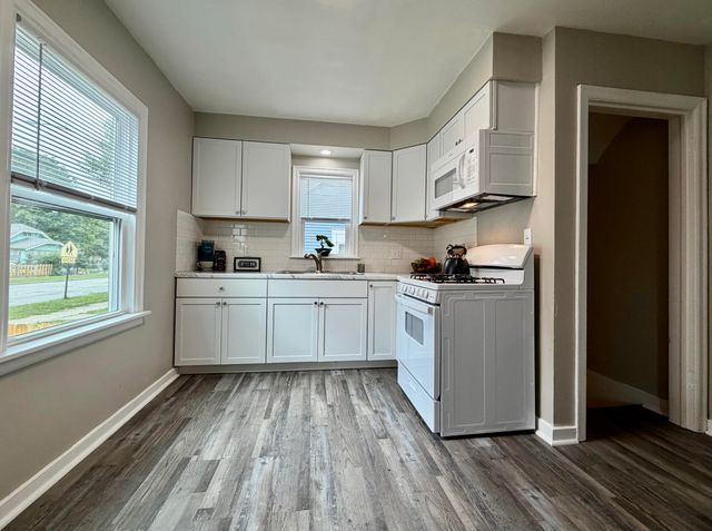 1782 Wood Street, Muskegon, MI 49442