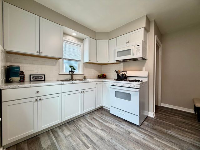 1782 Wood Street, Muskegon, MI 49442