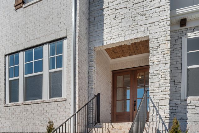 6001 Elliott Court, Arrington, TN 37014