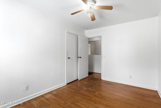 513 Smokey Drive, Loudon, TN 37774