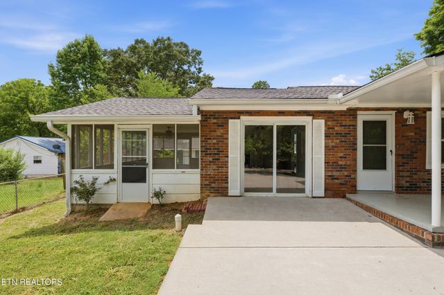 513 Smokey Drive, Loudon, TN 37774