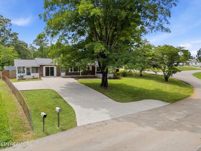 513 Smokey Drive, Loudon, TN 37774