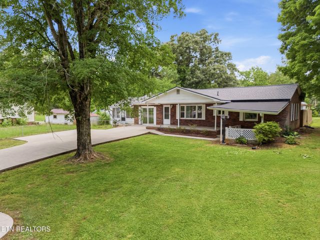 513 Smokey Drive, Loudon, TN 37774