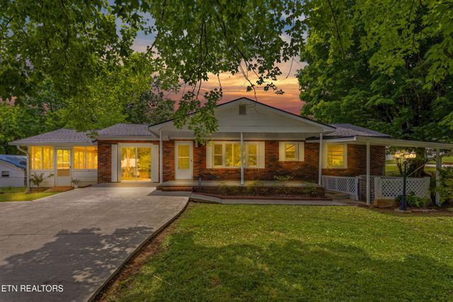 513 Smokey Drive, Loudon, TN 37774