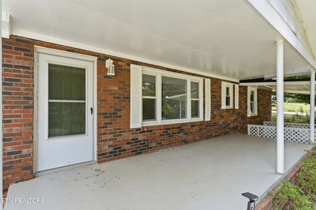 513 Smokey Drive, Loudon, TN 37774