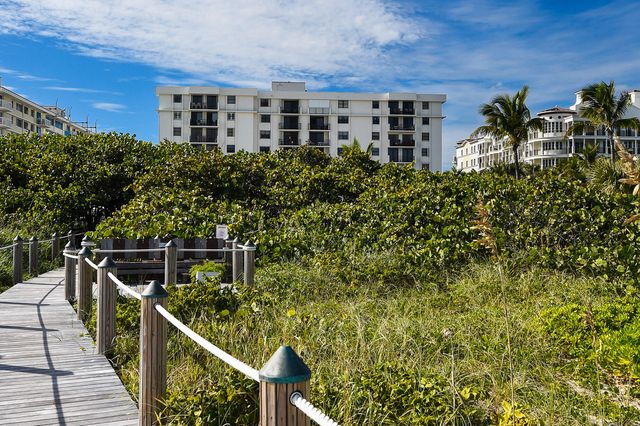 145 Ocean Avenue 303, Palm Beach Shores, FL 33404