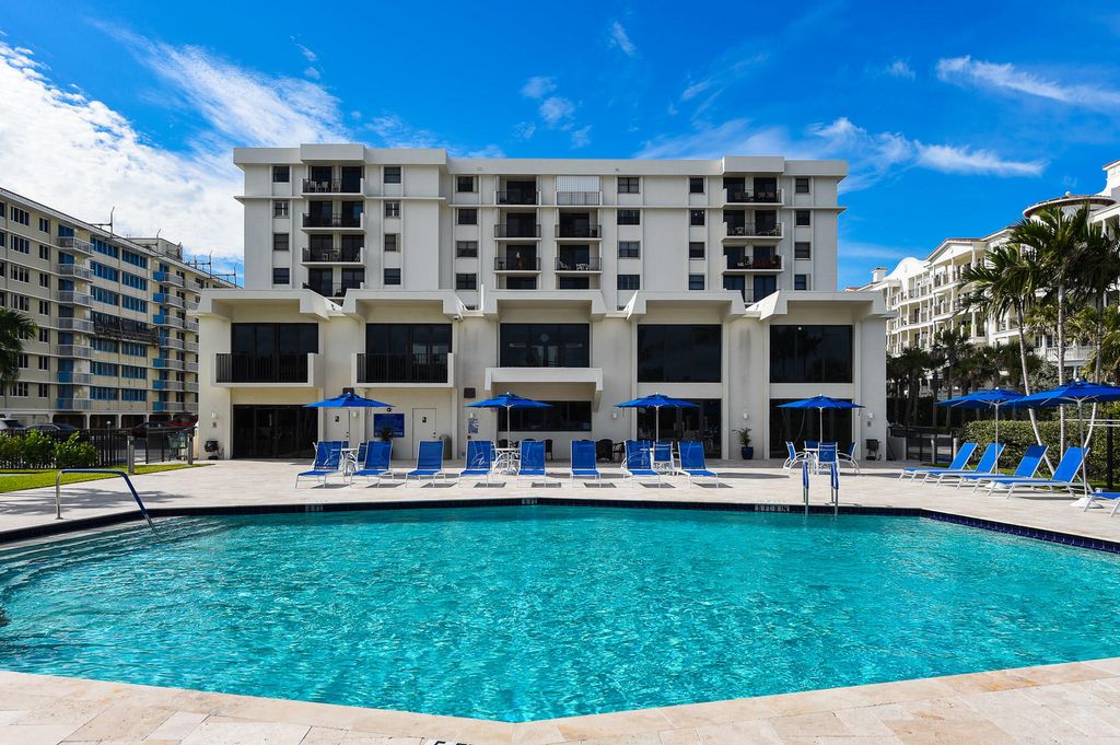 145 Ocean Avenue 303, Palm Beach Shores, FL 33404