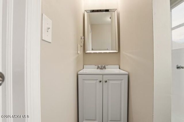 174 Glenmore Street, Brick, NJ 08724