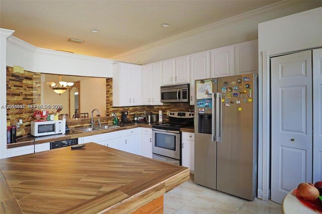 13463 SW 27th St, Miramar, FL 33027