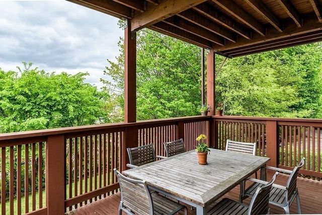 237 Winchester St 1, Brookline, MA 02446