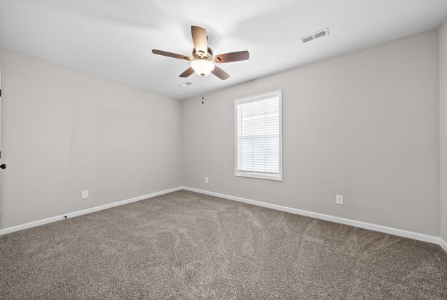418 Peachers Mill Rd Apt E1, Clarksville, TN 37042