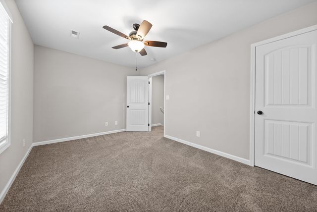 418 Peachers Mill Rd Apt E1, Clarksville, TN 37042