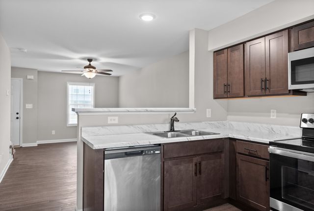 418 Peachers Mill Rd Apt E1, Clarksville, TN 37042