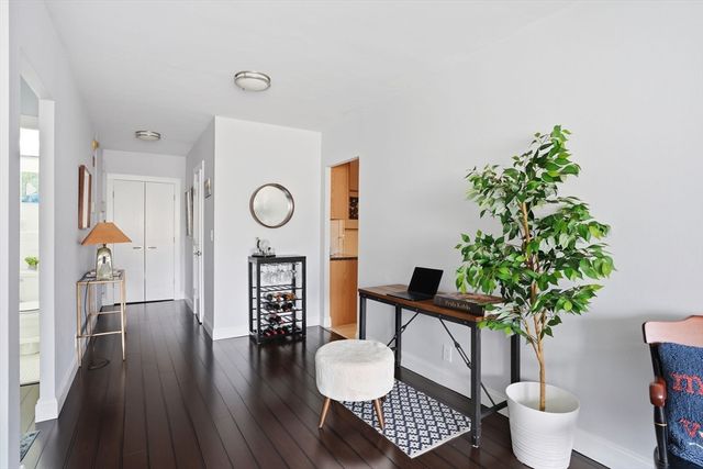 65 E India Row 14A, Boston, MA 02110