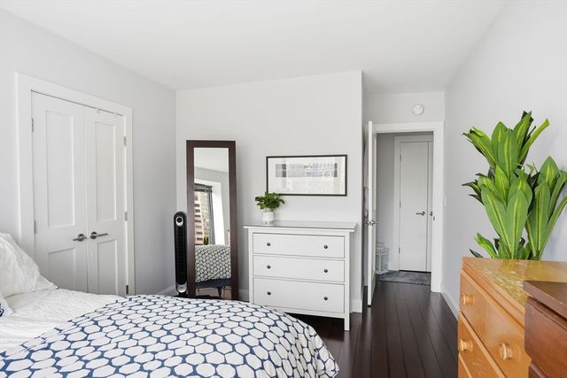 65 E India Row 14A, Boston, MA 02110