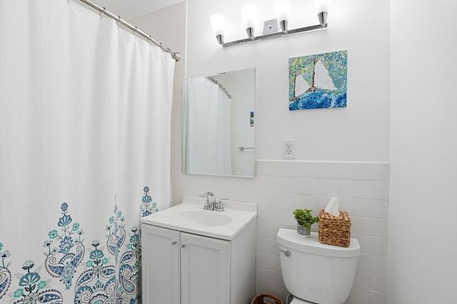 65 E India Row 14A, Boston, MA 02110