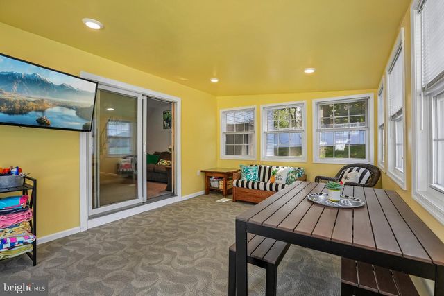 402 RIPPLEWOOD RD, Joppa, MD 21085