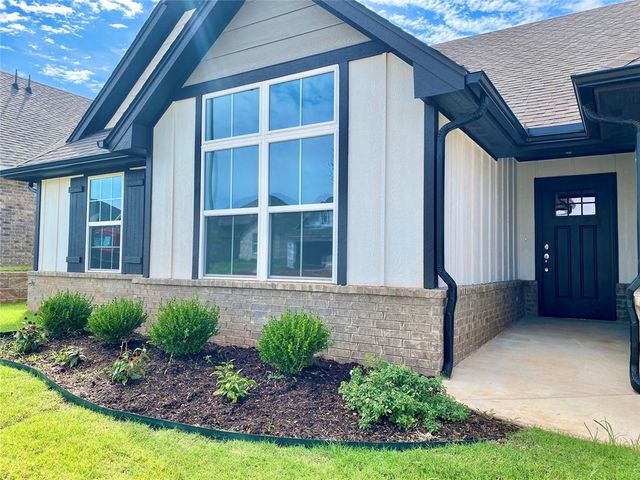 8300 NW 151st Street, Oklahoma City, OK 73142