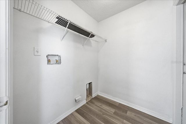 7962 NIAGARA FALLS COURT, Orlando, FL 32825