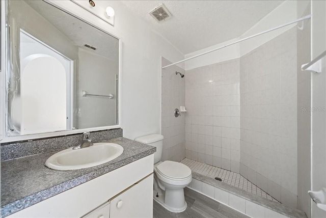 7962 NIAGARA FALLS COURT, Orlando, FL 32825