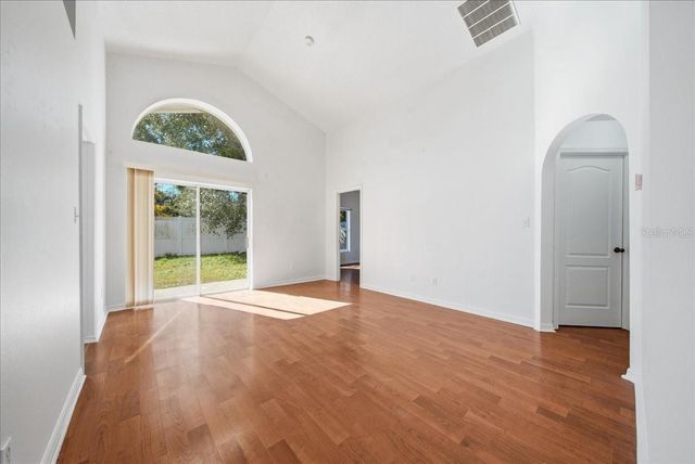 7962 NIAGARA FALLS COURT, Orlando, FL 32825