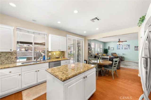 954 Thoroughbred, Norco, CA 92860