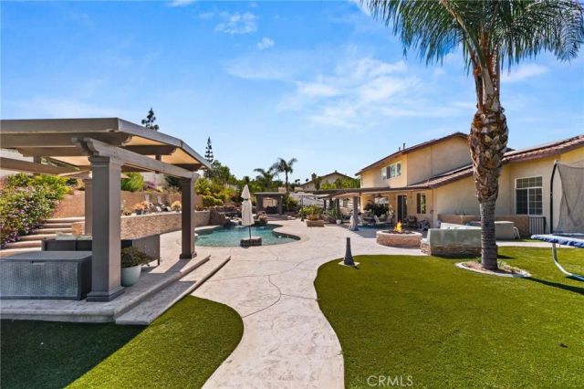 954 Thoroughbred, Norco, CA 92860
