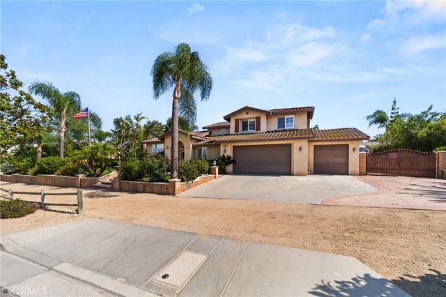 954 Thoroughbred, Norco, CA 92860