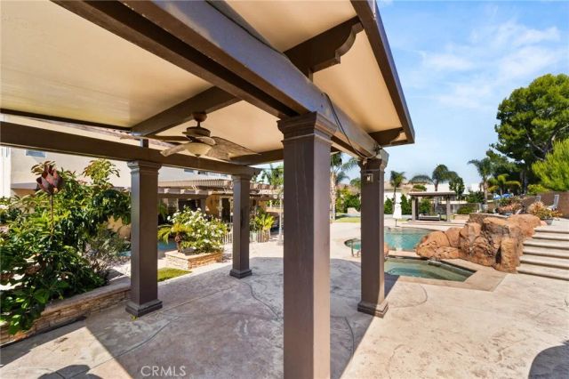 954 Thoroughbred, Norco, CA 92860