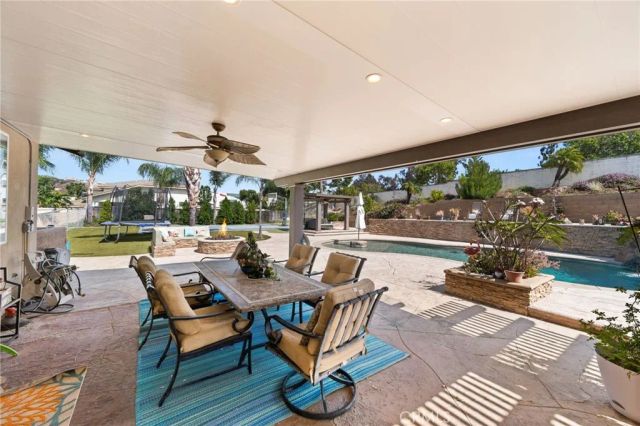 954 Thoroughbred, Norco, CA 92860