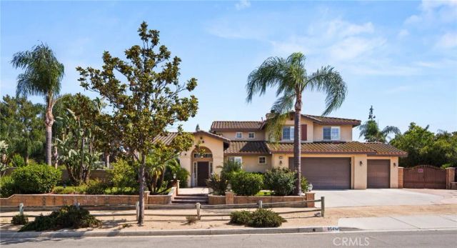 954 Thoroughbred, Norco, CA 92860