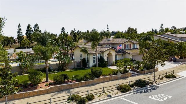 954 Thoroughbred, Norco, CA 92860
