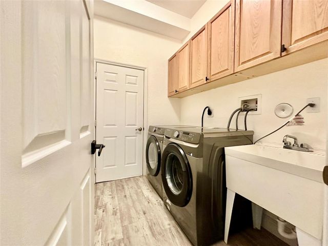 4109 W WHITEWATER Avenue, Weston, FL 33332