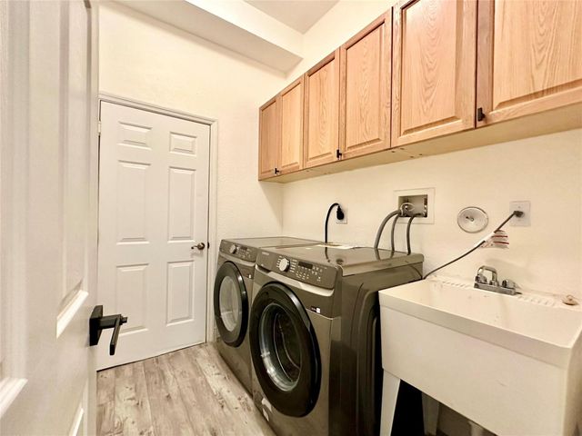 4109 W WHITEWATER Avenue, Weston, FL 33332