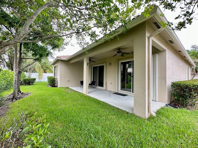 4109 W WHITEWATER Avenue, Weston, FL 33332