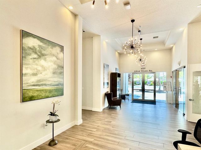 4109 W WHITEWATER Avenue, Weston, FL 33332