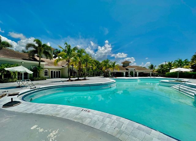 4109 W WHITEWATER Avenue, Weston, FL 33332
