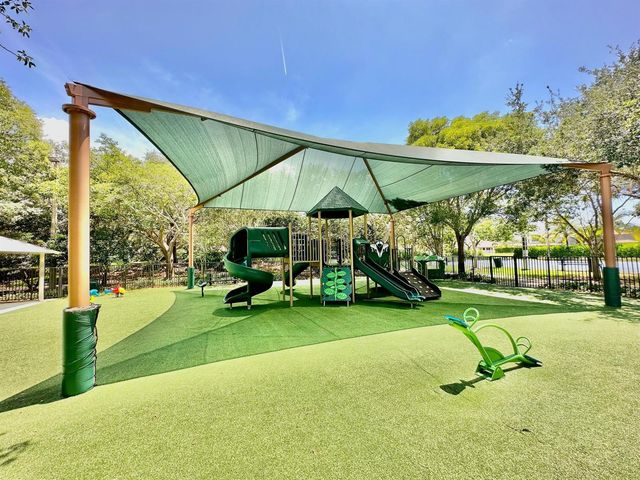 4109 W WHITEWATER Avenue, Weston, FL 33332