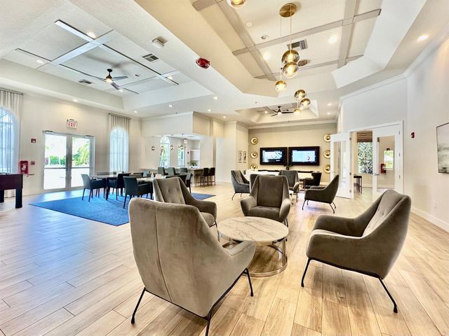 4109 W WHITEWATER Avenue, Weston, FL 33332