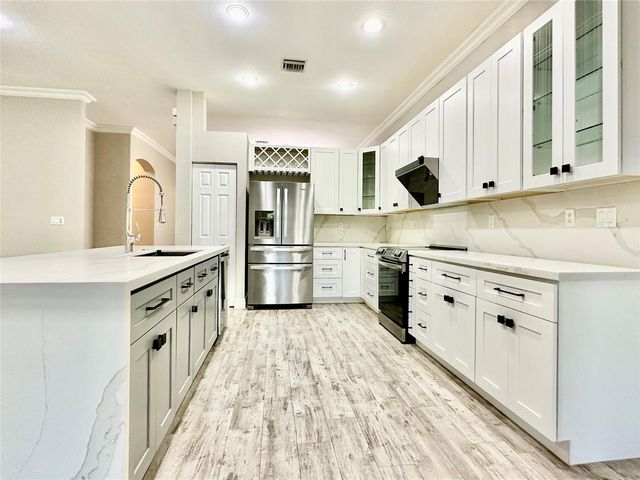 4109 W WHITEWATER Avenue, Weston, FL 33332