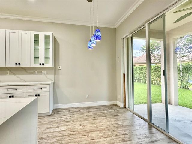 4109 W WHITEWATER Avenue, Weston, FL 33332
