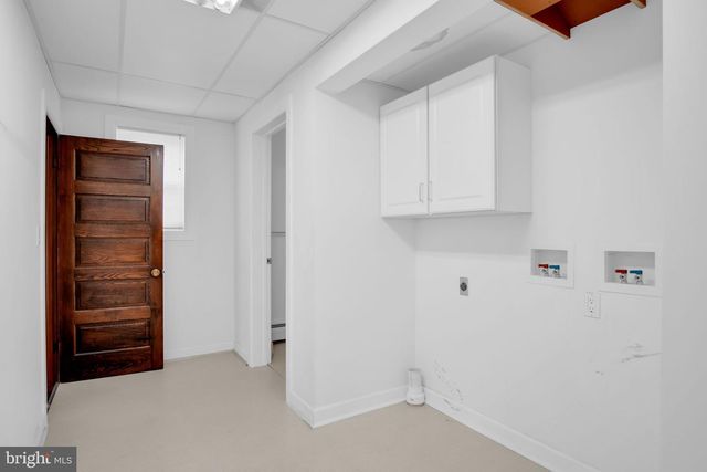 35 RED HILL RD, Newport, PA 17074