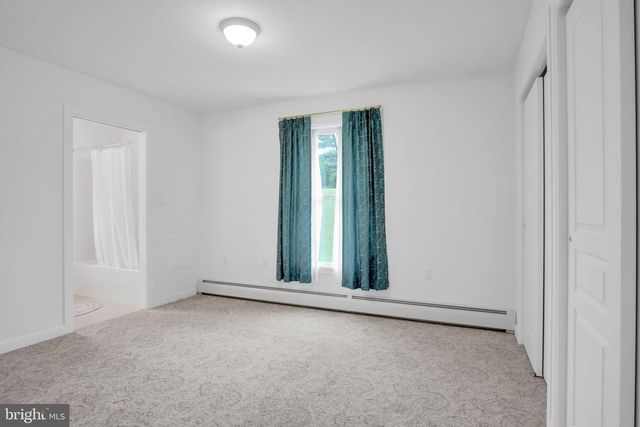 35 RED HILL RD, Newport, PA 17074
