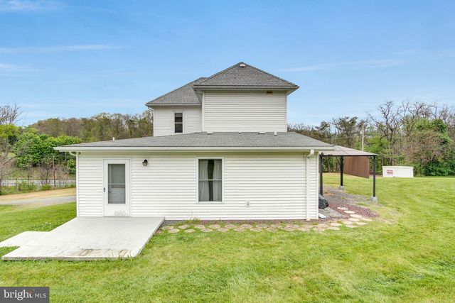 35 RED HILL RD, Newport, PA 17074