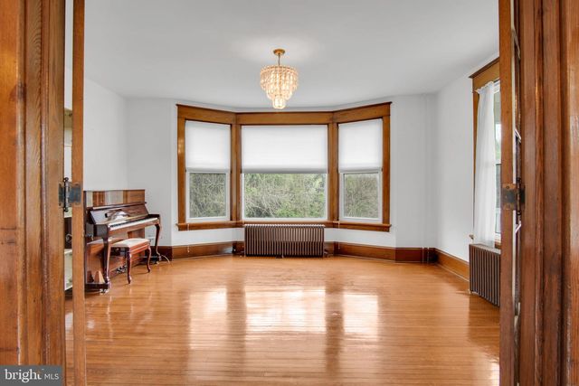 35 RED HILL RD, Newport, PA 17074