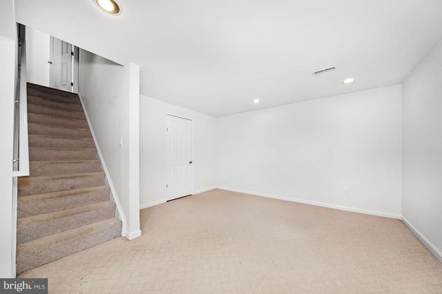 386 MOURNING DOVE DR, Newark, DE 19711