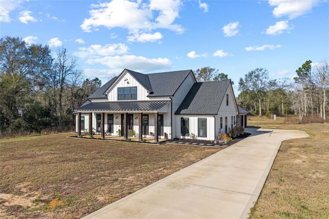 110 Quiet Springs Trail, Willis, TX 77378