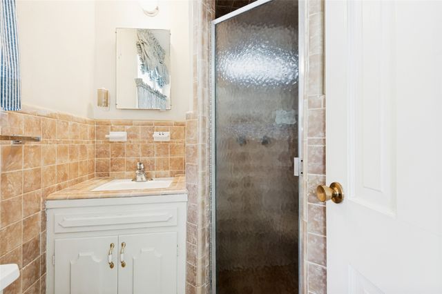 608 W Cheryl Avenue, Hurst, TX 76053