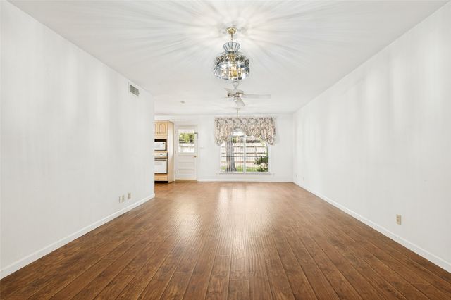608 W Cheryl Avenue, Hurst, TX 76053